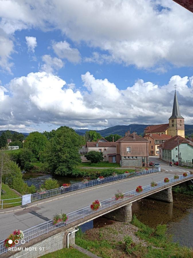 Monts Et Reves Bed & Breakfast Ramonchamp Luaran gambar